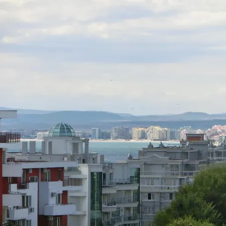 Apartment Studio Panorama With Pools And Beach,